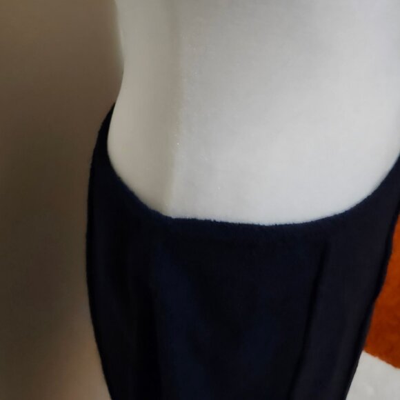 St John (designer resale) Navy Boucle Knit Skirt Sz 8 - Picture 5 of 6